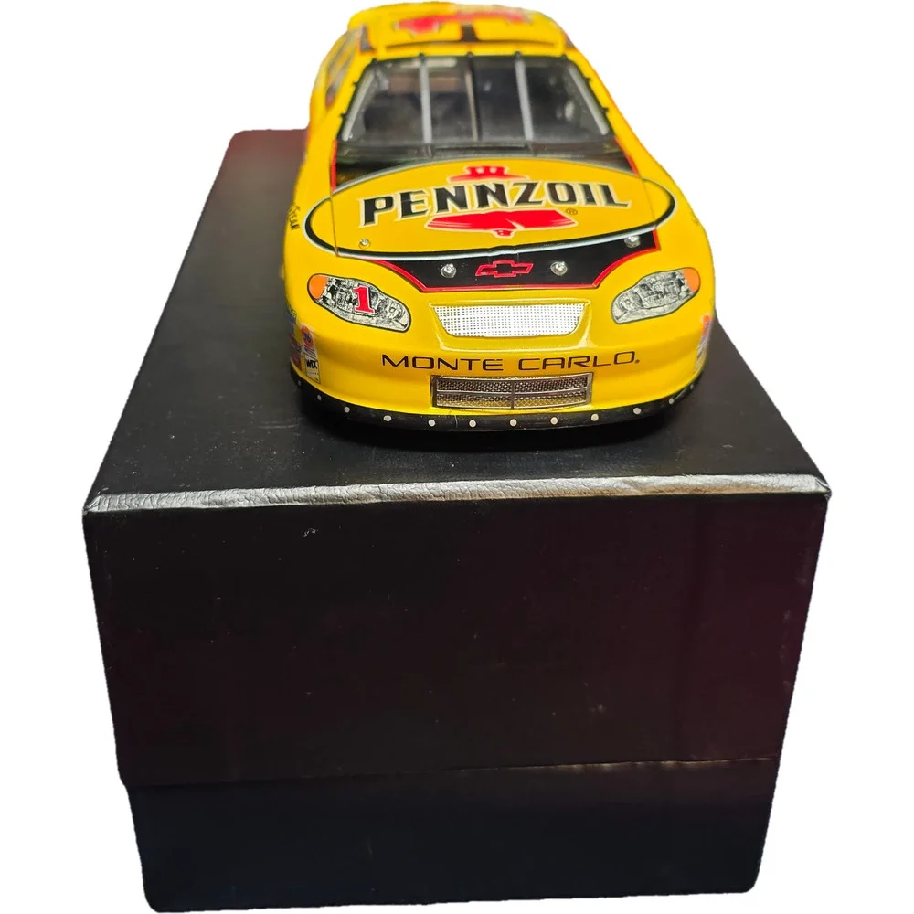 Jeff Green 1 Pennzoil Synthetic 2003 Monte Carlo Elite 1:24 NASCAR Action Yellow